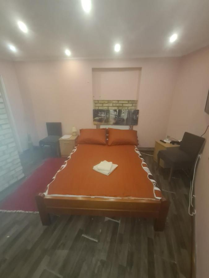 Rooms " Simke " II Subotica Exterior foto