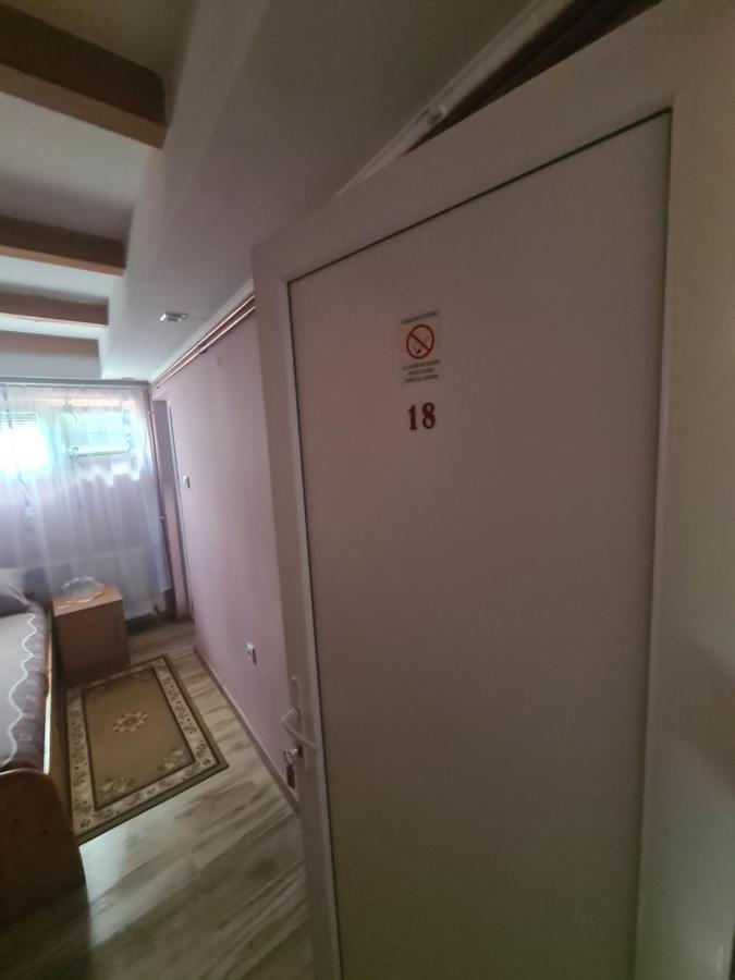 Rooms " Simke " II Subotica Exterior foto