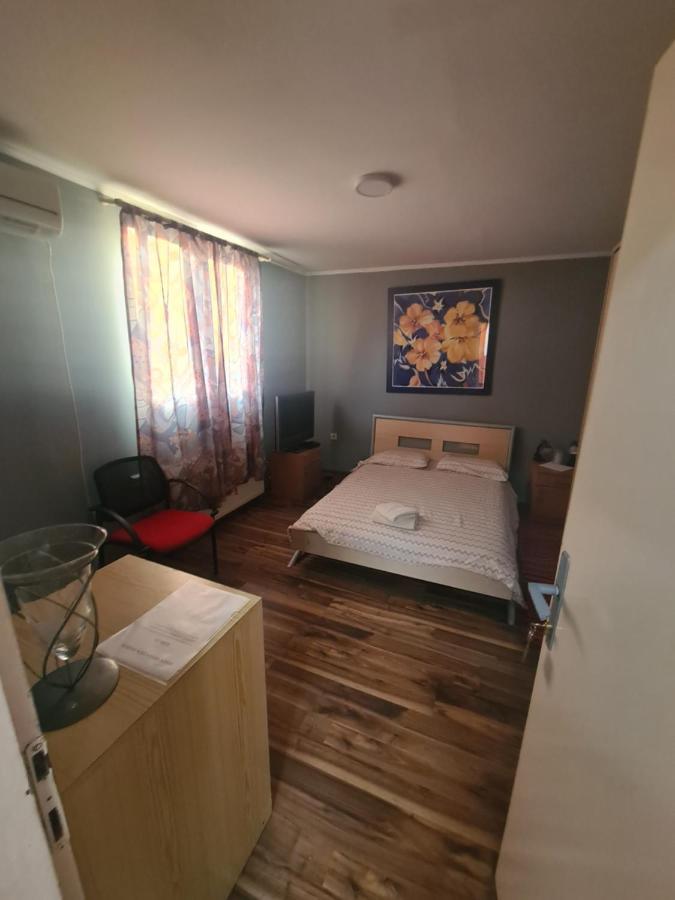 Rooms " Simke " II Subotica Exterior foto